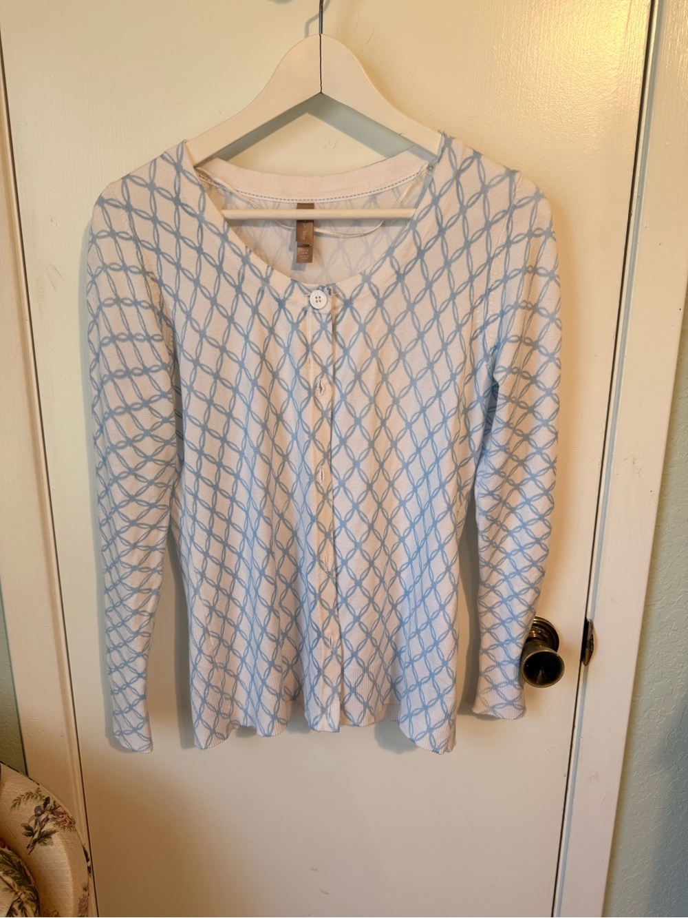 White Stag White Cardigan with Light Blue Lattice Pattern
